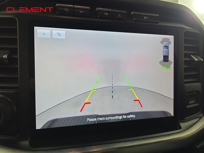 Ford F-150 Vehicle Full-screen Gallery Image 18