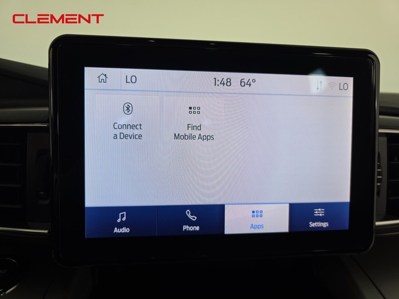 Ford Explorer Vehicle Full-screen Gallery Image 15