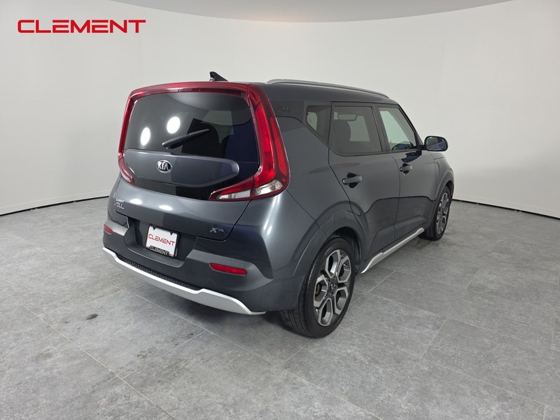 Kia Soul Vehicle Full-screen Gallery Image 6