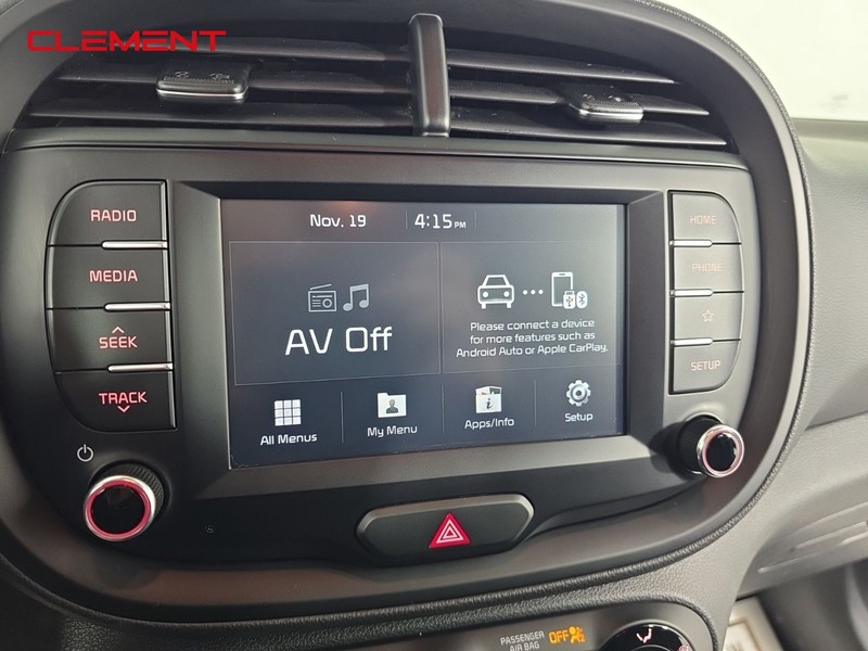 Kia Soul Vehicle Full-screen Gallery Image 16