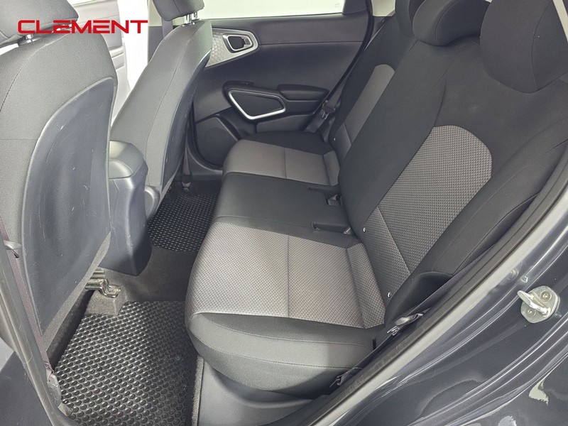 Kia Soul Vehicle Full-screen Gallery Image 26