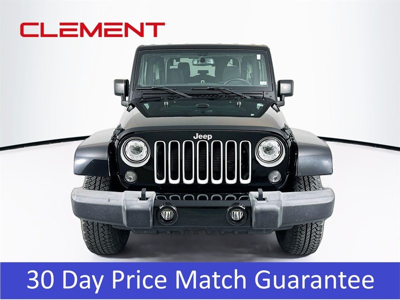 Jeep Wrangler JK Vehicle Full-screen Gallery Image 2