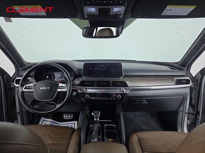 Kia Telluride Vehicle Full-screen Gallery Image 11