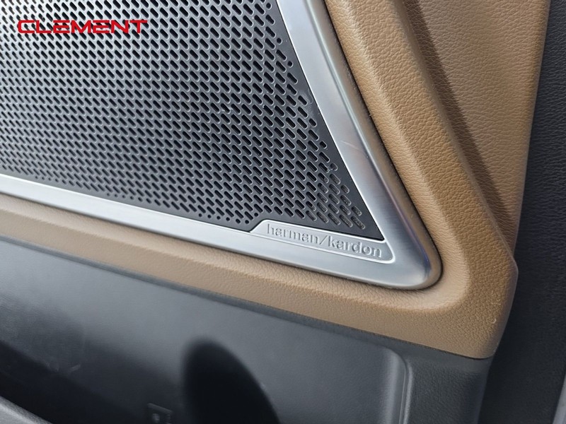 Kia Telluride Vehicle Full-screen Gallery Image 26