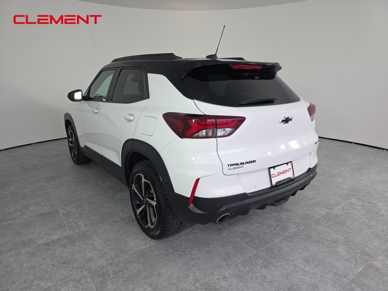 Chevrolet Trailblazer Vehicle Full-screen Gallery Image 08