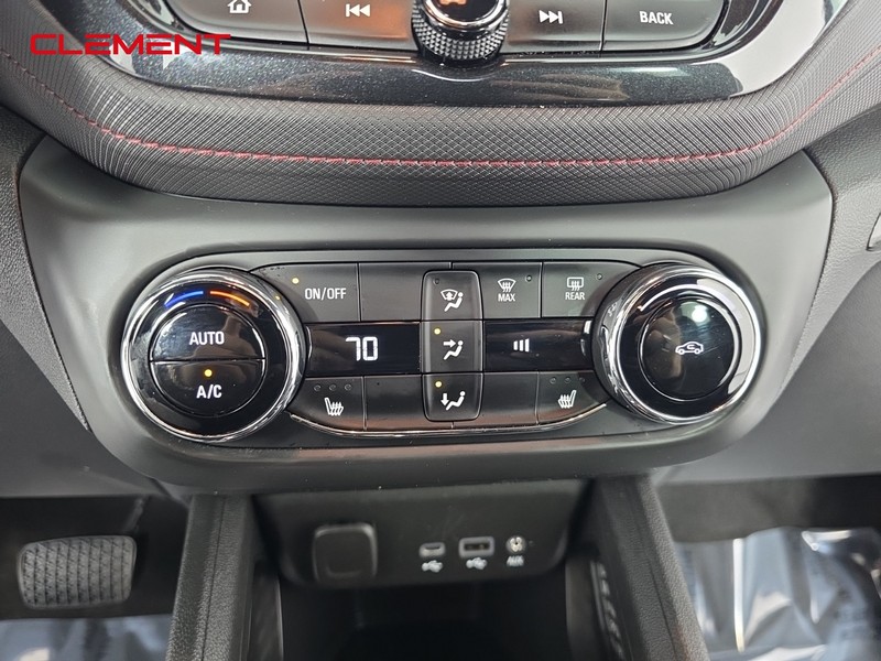 Chevrolet Trailblazer Vehicle Full-screen Gallery Image 18