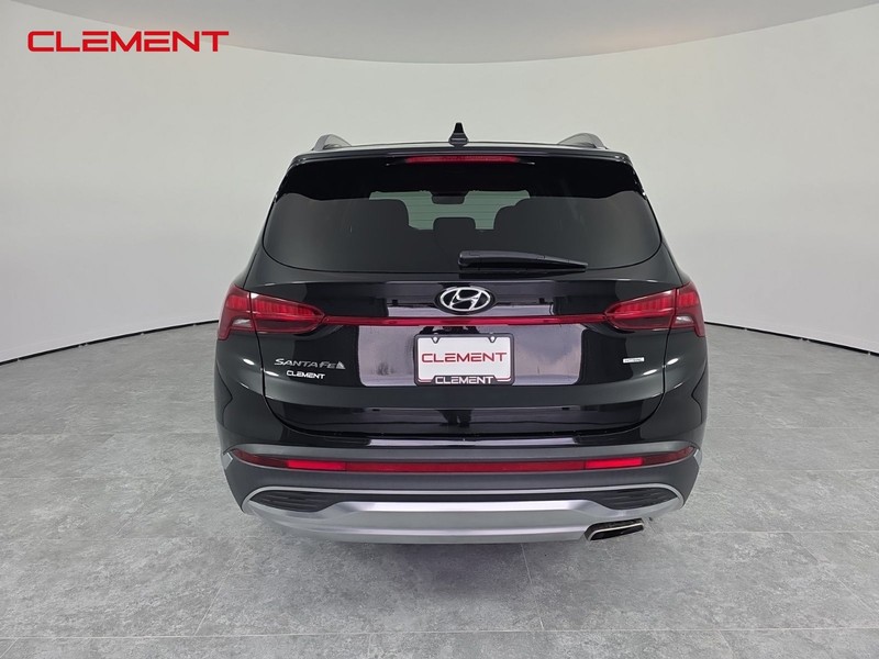 Hyundai Santa Fe Vehicle Full-screen Gallery Image 7