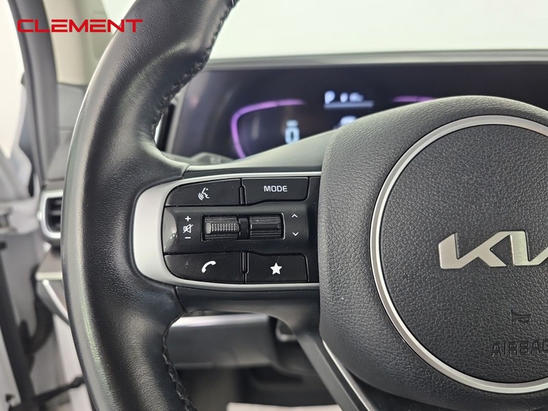 Kia Sportage Vehicle Full-screen Gallery Image 13