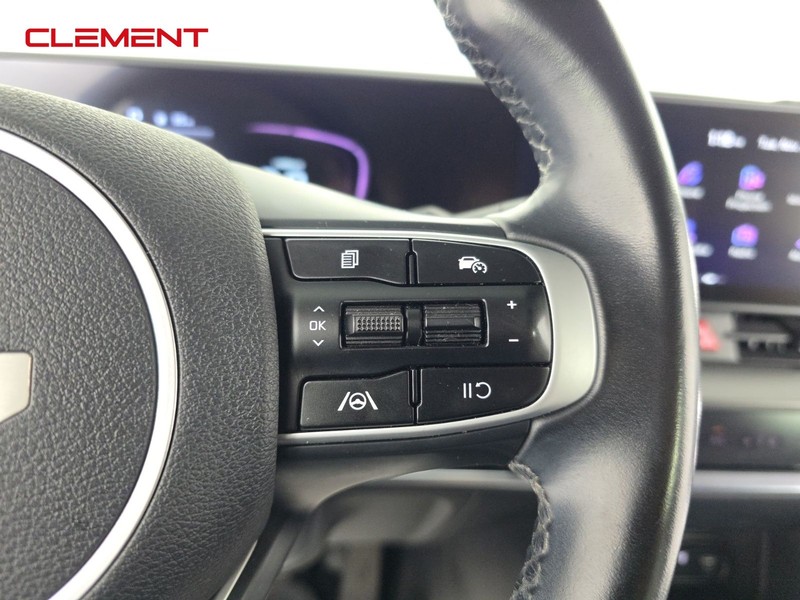 Kia Sportage Vehicle Full-screen Gallery Image 14