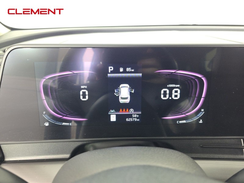 Kia Sportage Vehicle Full-screen Gallery Image 15