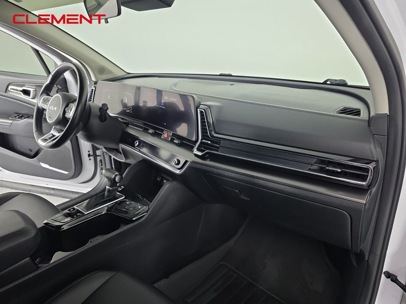 Kia Sportage Vehicle Full-screen Gallery Image 30