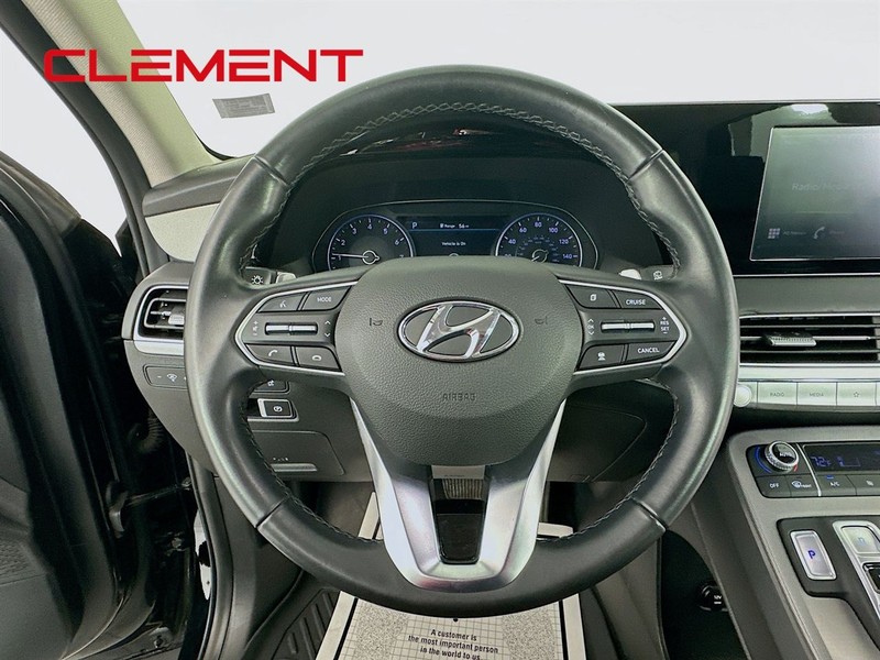 Hyundai Palisade Vehicle Full-screen Gallery Image 14