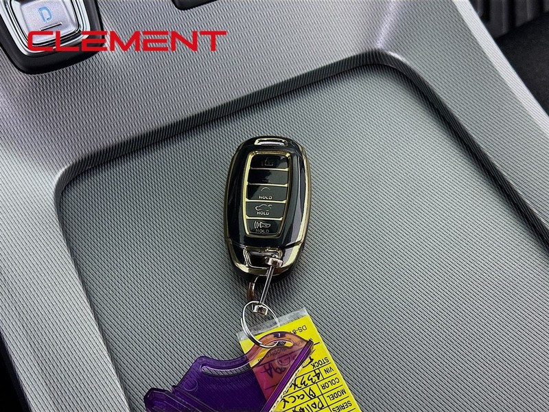 Hyundai Palisade Vehicle Full-screen Gallery Image 24