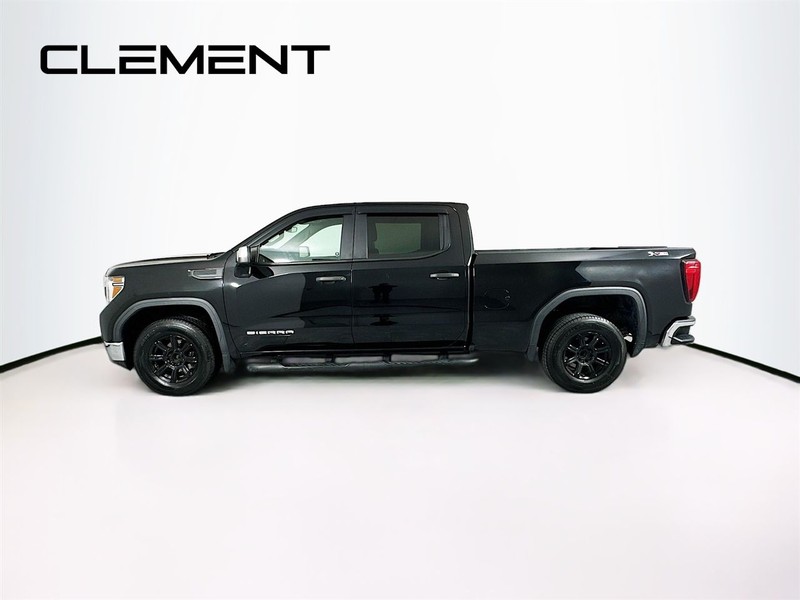 GMC Sierra 1500 Vehicle Full-screen Gallery Image 4