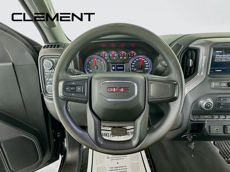 GMC Sierra 1500 Vehicle Full-screen Gallery Image 14
