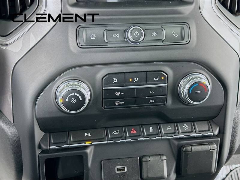 GMC Sierra 1500 Vehicle Full-screen Gallery Image 20