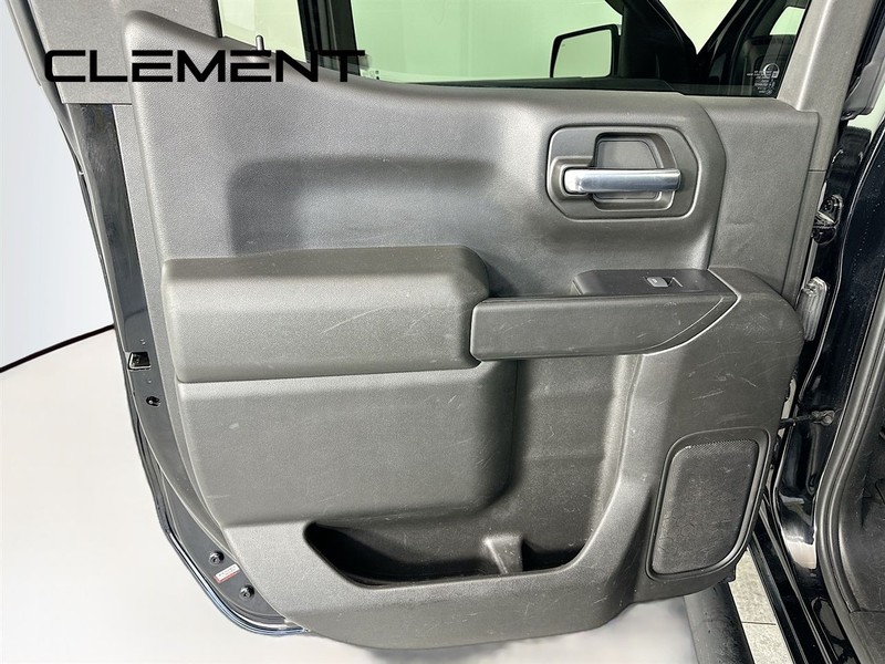 GMC Sierra 1500 Vehicle Full-screen Gallery Image 27