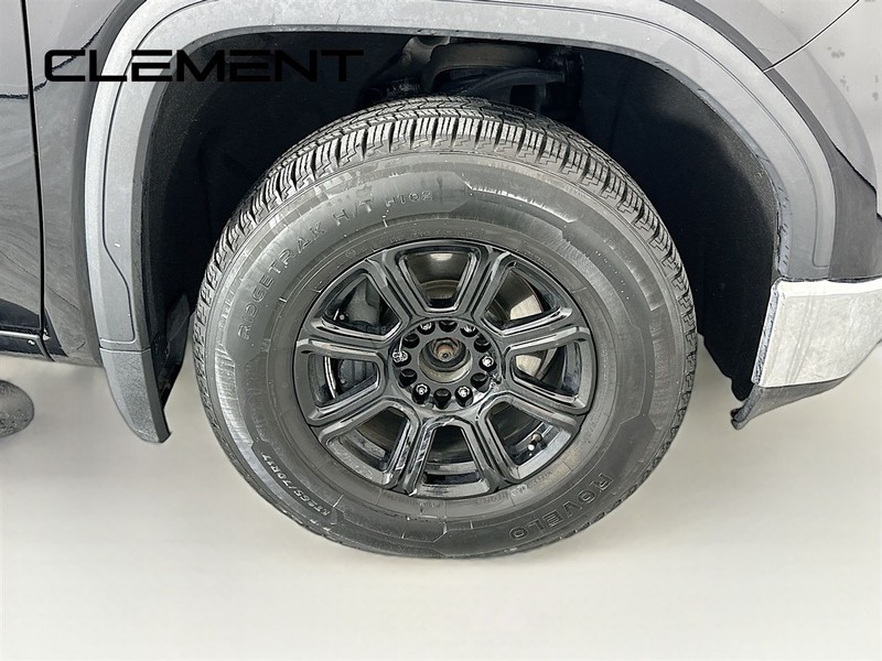 GMC Sierra 1500 Vehicle Full-screen Gallery Image 32