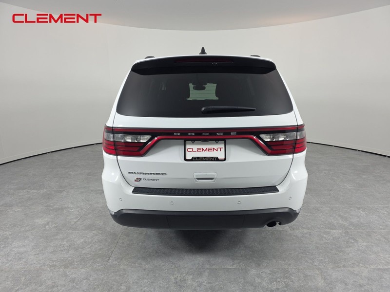 Dodge Durango Vehicle Full-screen Gallery Image 7