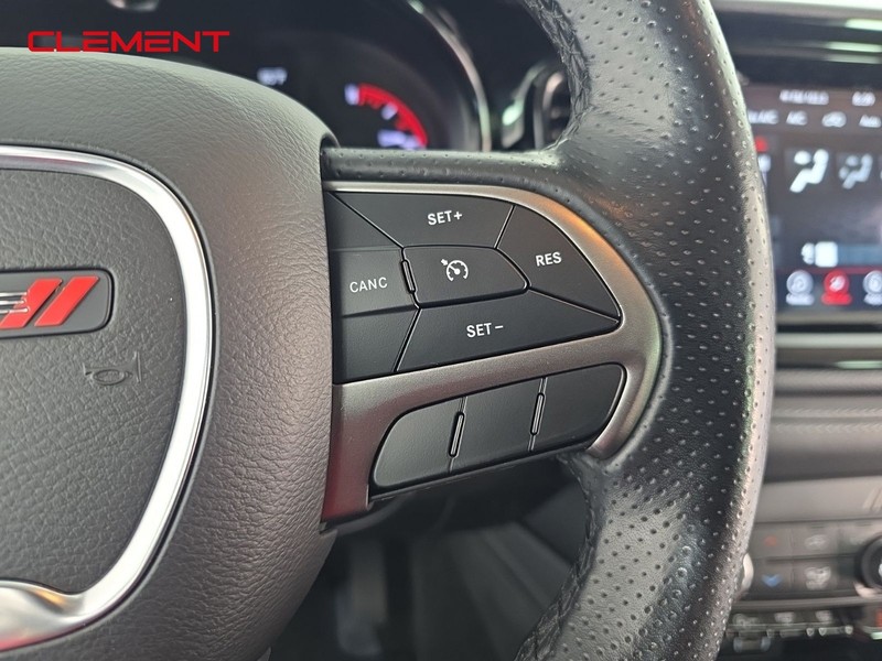 Dodge Durango Vehicle Full-screen Gallery Image 14