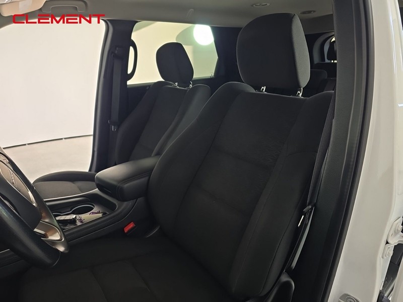 Dodge Durango Vehicle Full-screen Gallery Image 23