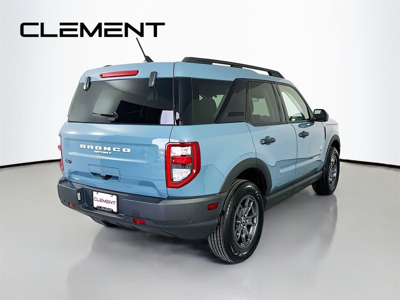 Ford Bronco Sport Vehicle Full-screen Gallery Image 7