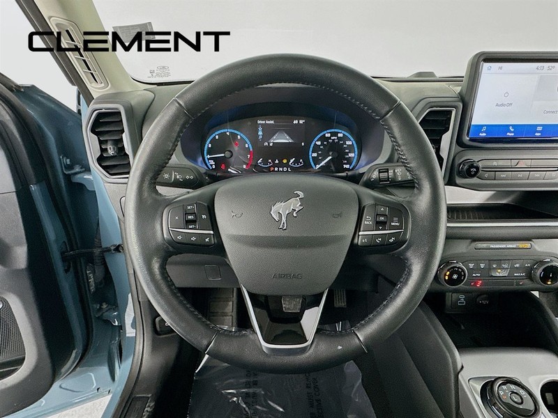 Ford Bronco Sport Vehicle Full-screen Gallery Image 15