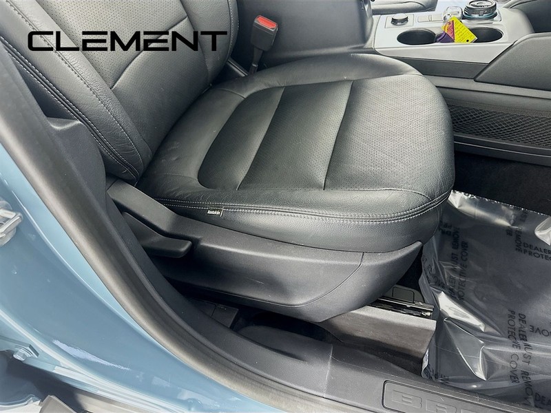 Ford Bronco Sport Vehicle Full-screen Gallery Image 32