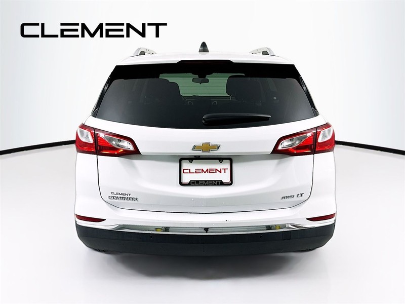 Chevrolet Equinox Vehicle Full-screen Gallery Image 7