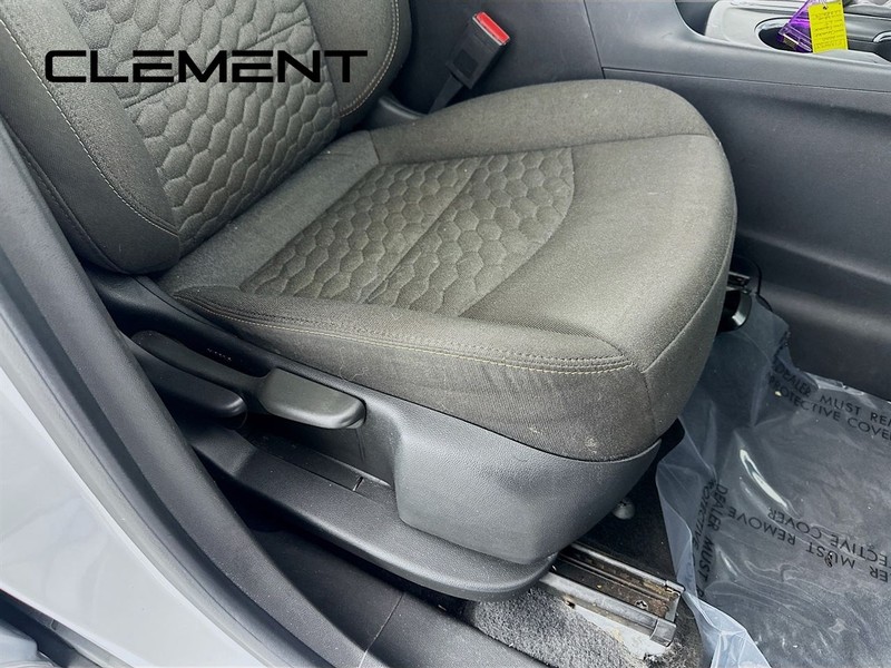 Chevrolet Equinox Vehicle Full-screen Gallery Image 30