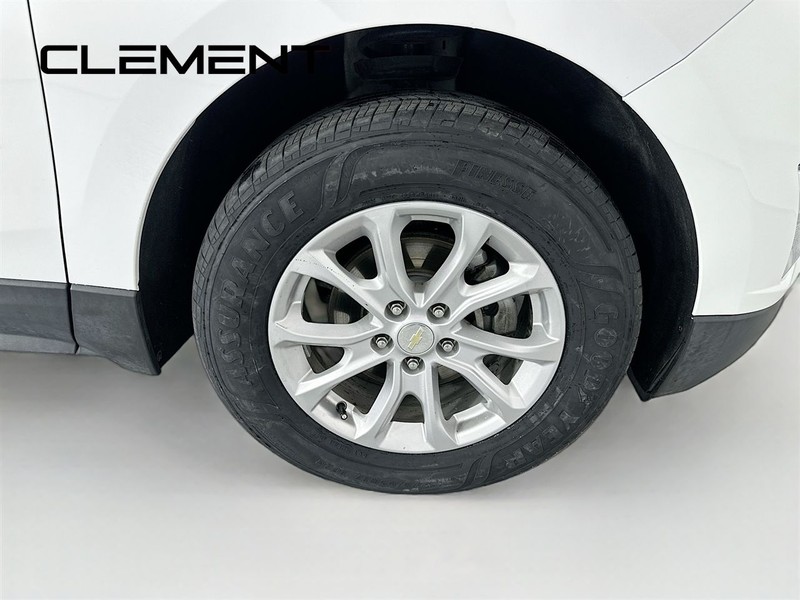 Chevrolet Equinox Vehicle Full-screen Gallery Image 33