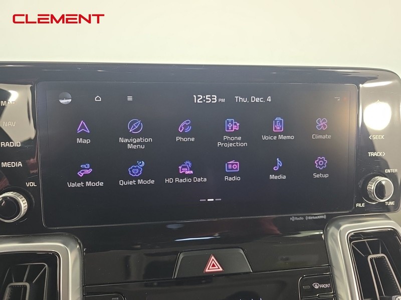 Kia Sorento Vehicle Full-screen Gallery Image 16