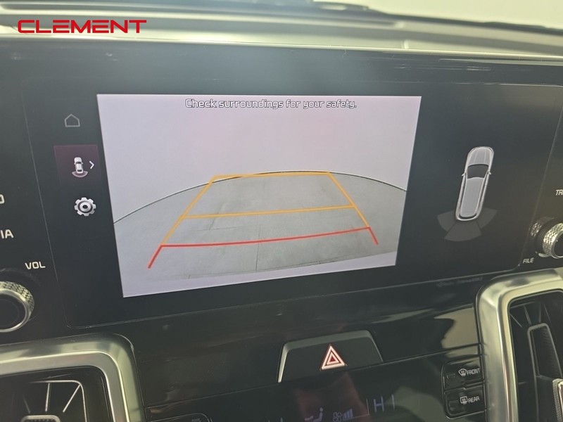 Kia Sorento Vehicle Full-screen Gallery Image 18