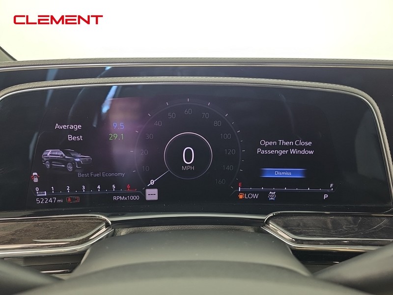 Cadillac Escalade Vehicle Full-screen Gallery Image 15