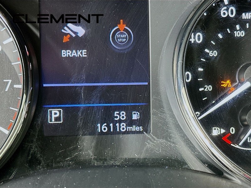 Nissan Rogue Vehicle Full-screen Gallery Image 14