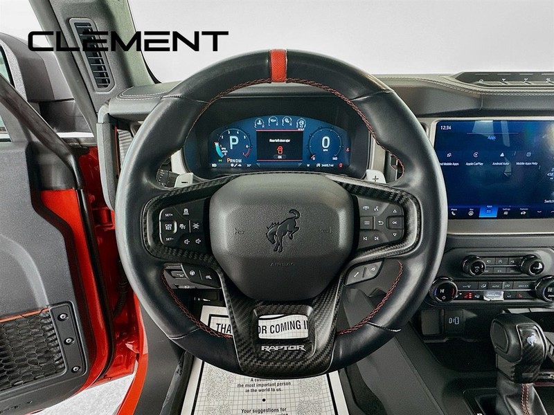 Ford Bronco Vehicle Full-screen Gallery Image 14