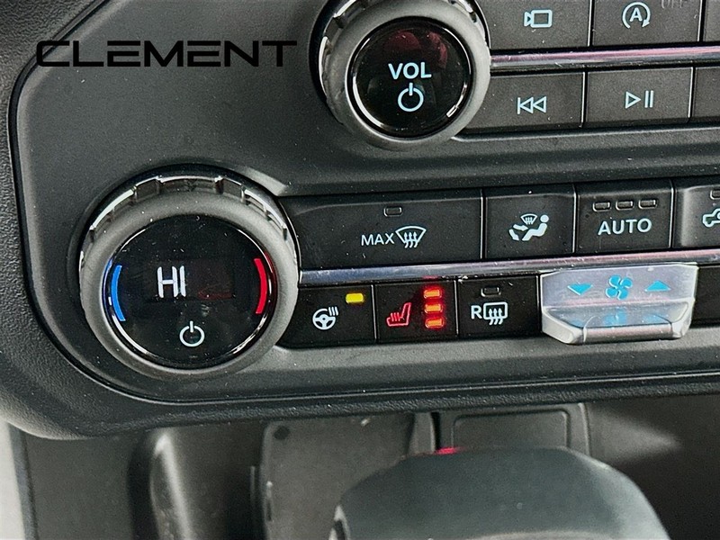 Ford Bronco Vehicle Full-screen Gallery Image 23