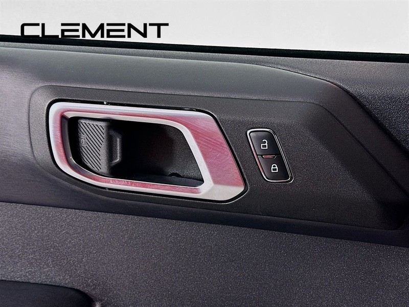 Ford Bronco Vehicle Full-screen Gallery Image 27