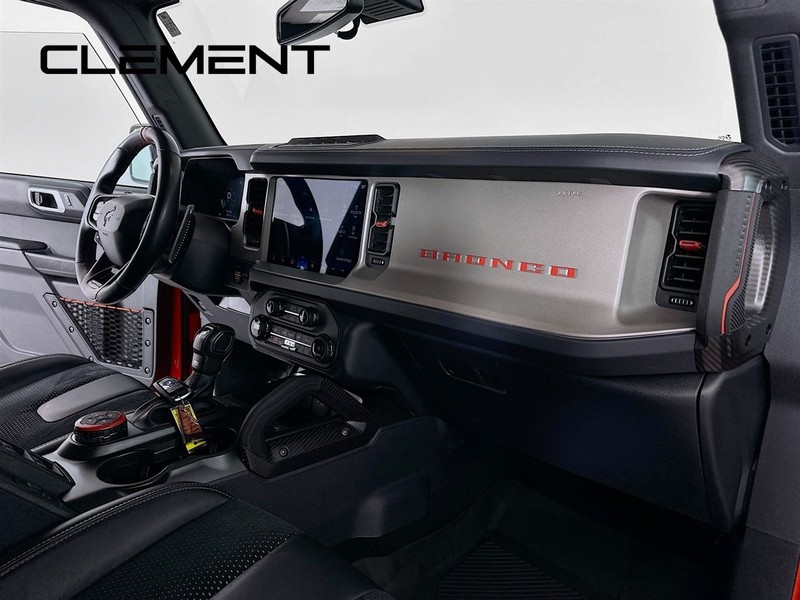 Ford Bronco Vehicle Full-screen Gallery Image 34