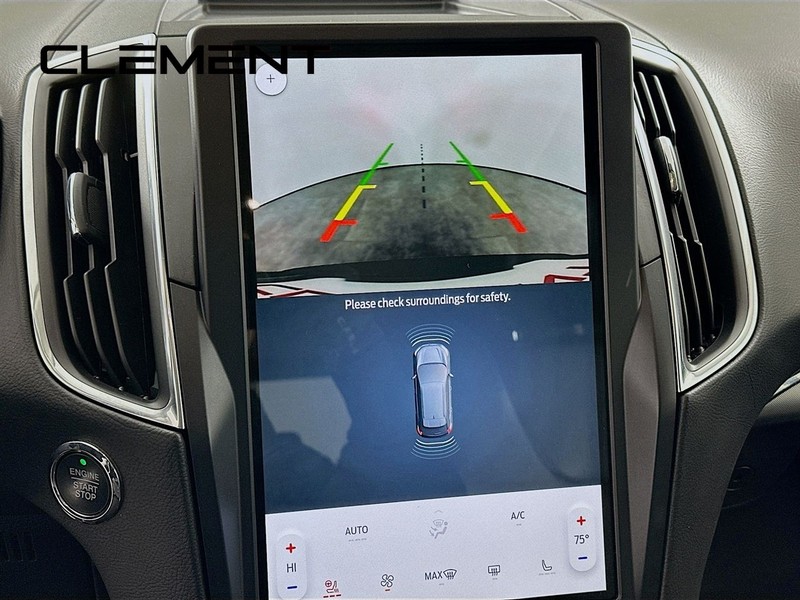 Ford Edge Vehicle Full-screen Gallery Image 20