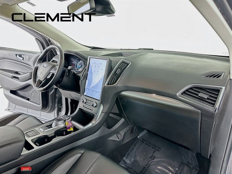 Ford Edge Vehicle Full-screen Gallery Image 33