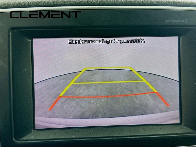 Kia Sportage Vehicle Full-screen Gallery Image 20