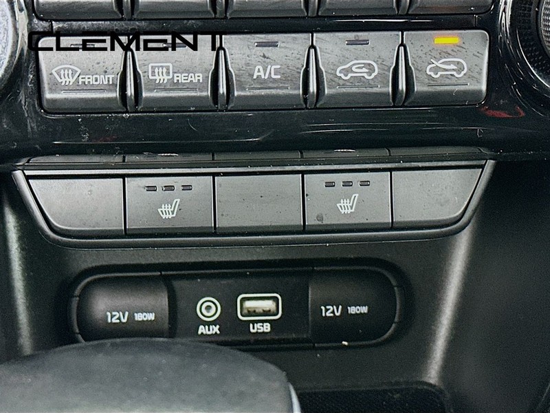 Kia Sportage Vehicle Full-screen Gallery Image 23