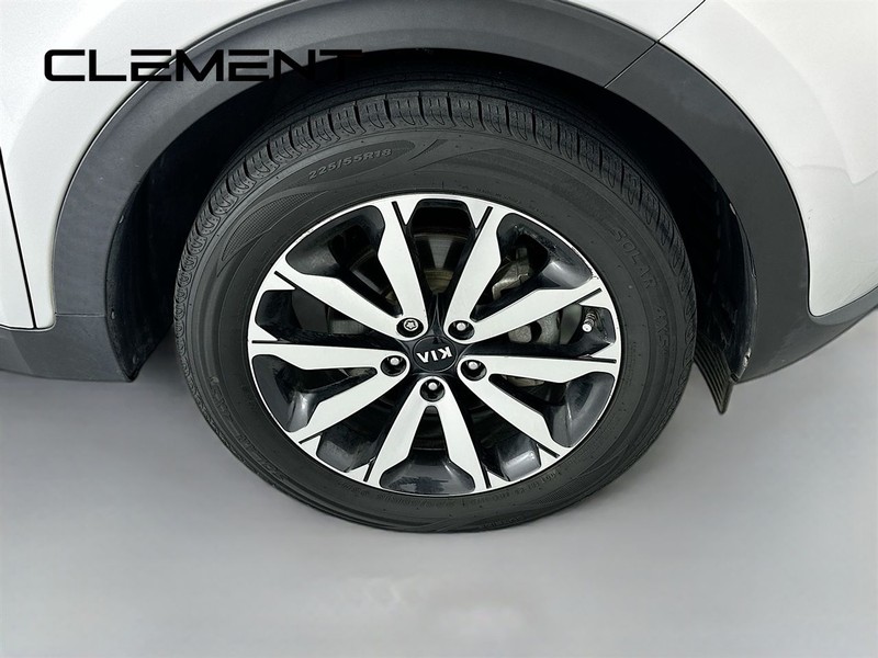 Kia Sportage Vehicle Full-screen Gallery Image 35