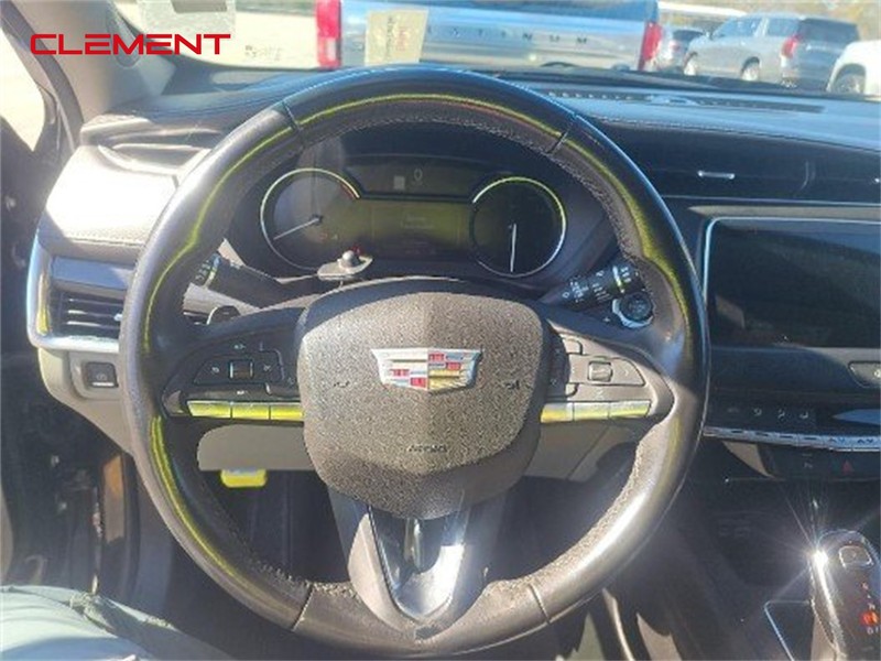 Cadillac XT4 Vehicle Image 03