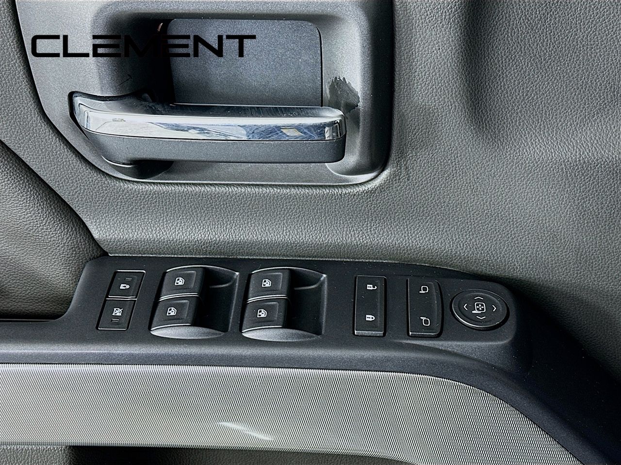 Chevrolet Silverado 1500 Vehicle Image 26