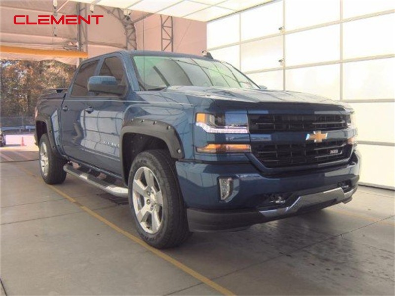 Chevrolet Silverado 1500 Vehicle Image 02
