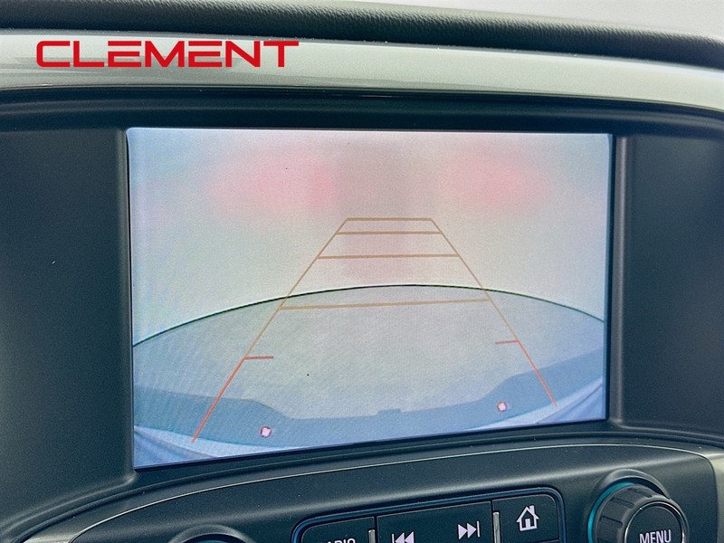 Chevrolet Silverado 1500 Vehicle Full-screen Gallery Image 20