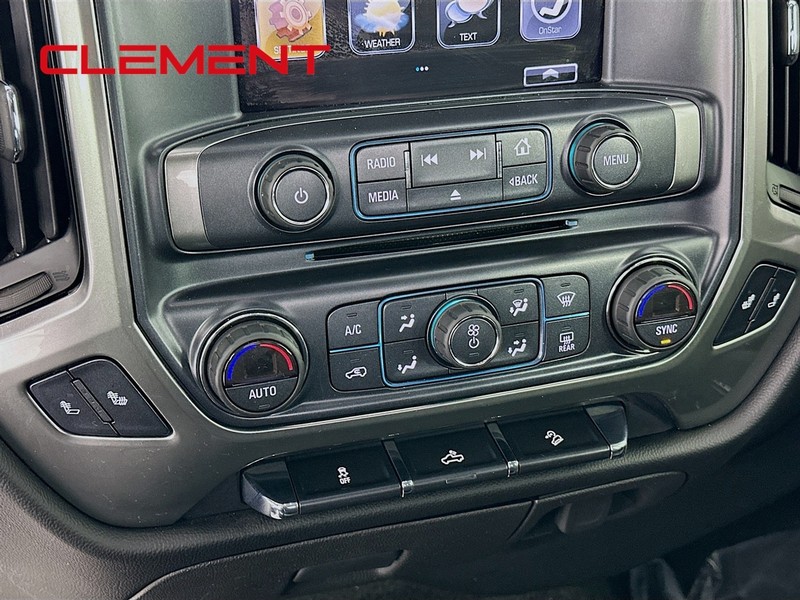 Chevrolet Silverado 1500 Vehicle Full-screen Gallery Image 22