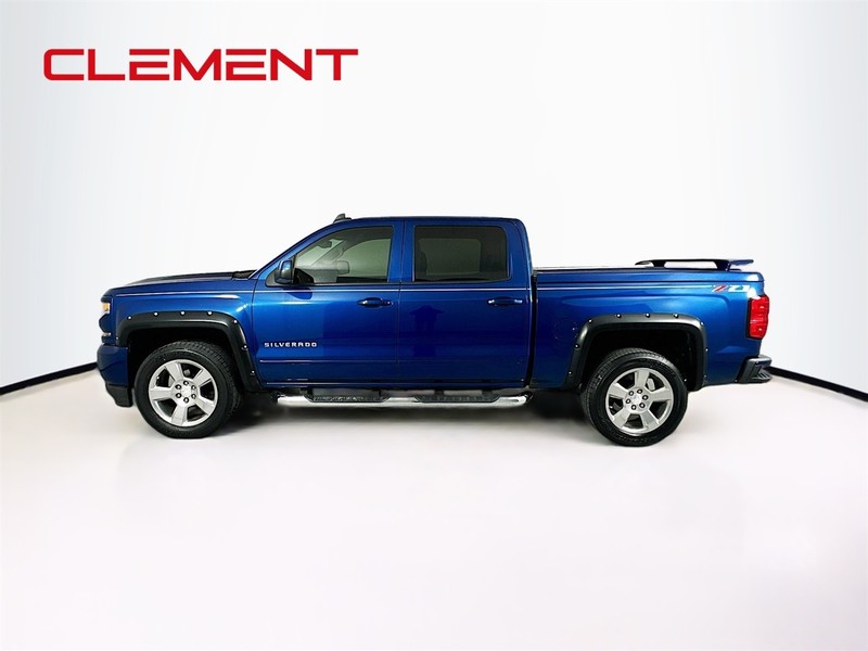 Chevrolet Silverado 1500 Vehicle Full-screen Gallery Image 36